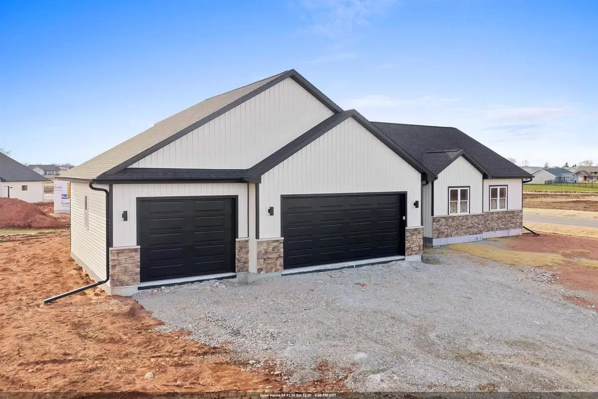 8347 MARLO AVENUE, Neenah, WI 54956 - #1