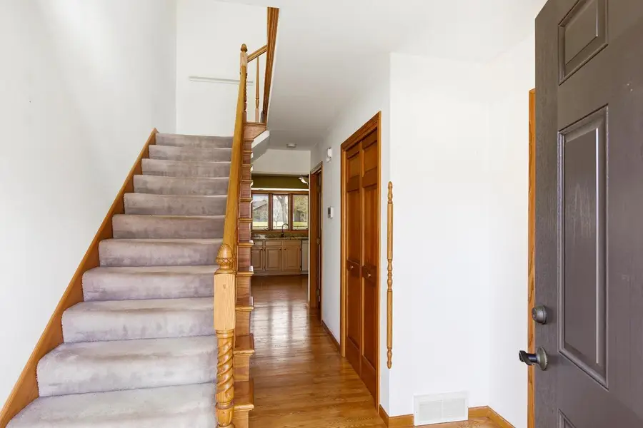 2415 PARKSIDE DRIVE, Oshkosh, WI 54901 - #3