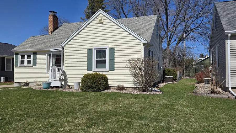 291 15TH STREET, Fond Du Lac, WI 54935 - #2