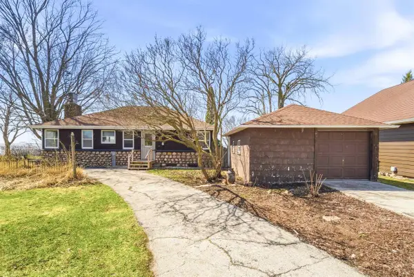 805 PARAMOUNT DRIVE, Chilton, WI 53014