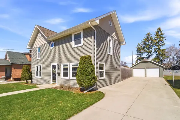 628 2ND STREET, Menasha, WI 54952