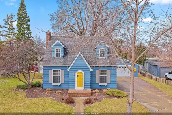 547 N OUTAGAMIE COURT, Appleton, WI 54914