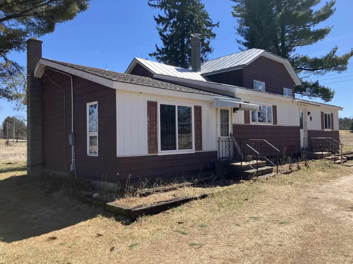 W6932 ALP COURT, Wild Rose, WI 54984 - #1