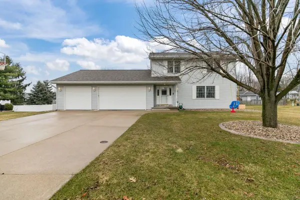 1401 HAYMEADOW COURT, New London, WI 54961