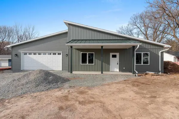 621 E PEARL STREET, Seymour, WI 54165