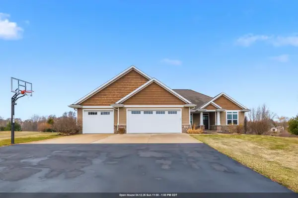 3383 HAWKEYE COURT, Suamico, WI 54313