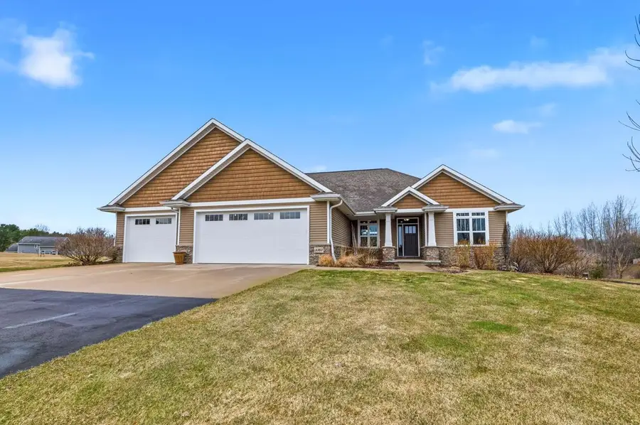 3383 HAWKEYE COURT, Suamico, WI 54313 - #2