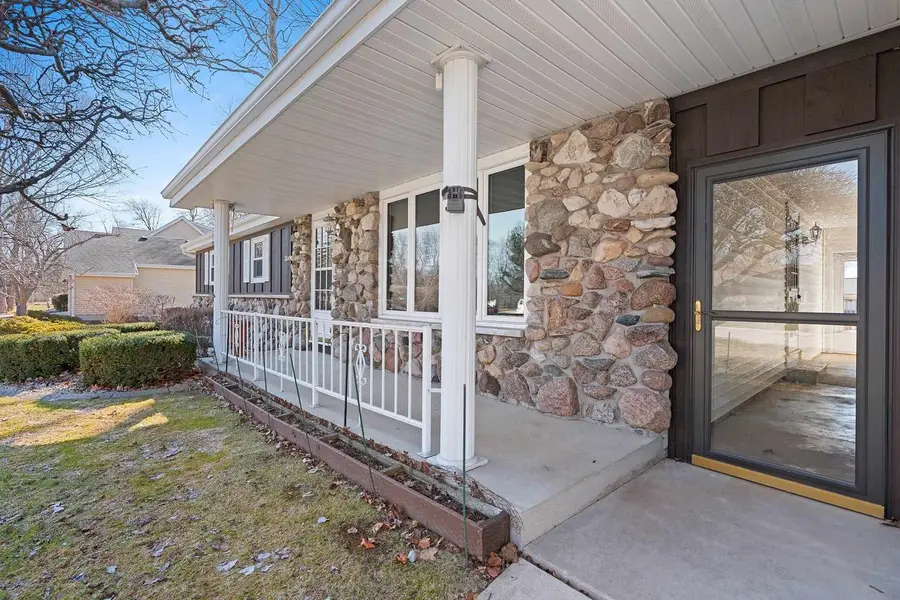 2245 LARKSPUR DRIVE, Appleton, WI 54915 - #3