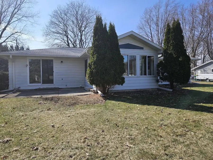 1011 ALPINE DRIVE, Green Bay, WI 54311 - #2