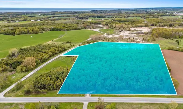 E5425 STATE RD 54, Algoma, WI 54201