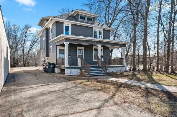 209 NICOLET BOULEVARD, Neenah, WI 54956