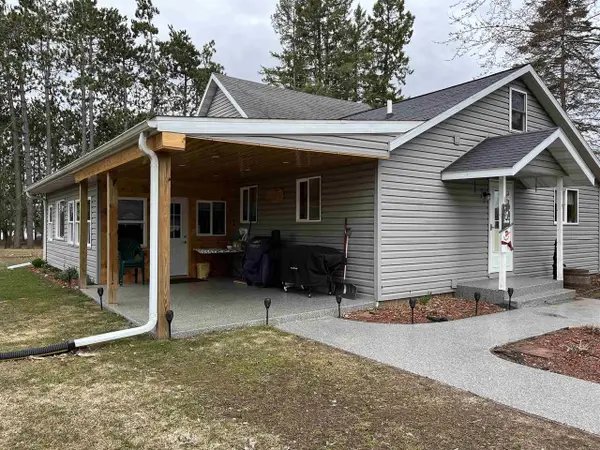 E2927 COUNTY ROAD GG, Iola, WI 54945