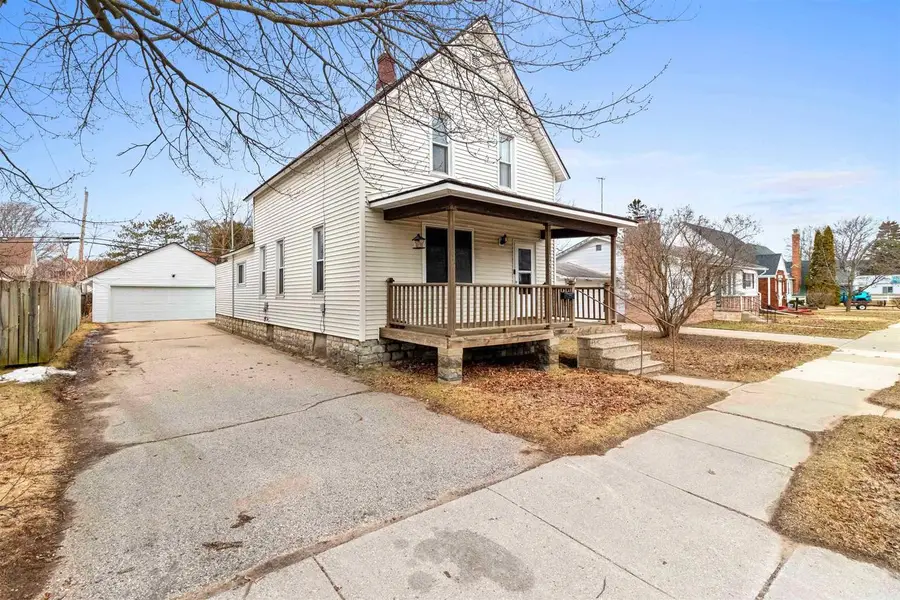 1533 PIERCE AVENUE, Marinette, WI 54143 - #2