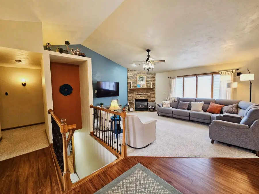 458 WINDMILL DRIVE, Kaukauna, WI 54130 - #2