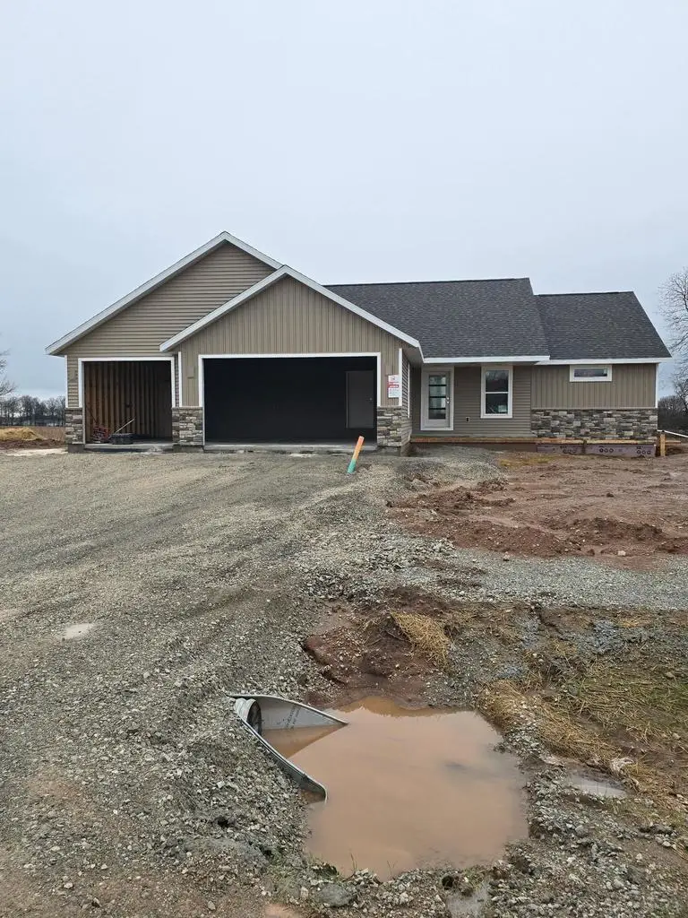 8322 MARLO AVENUE, Neenah, WI 54956 - #1