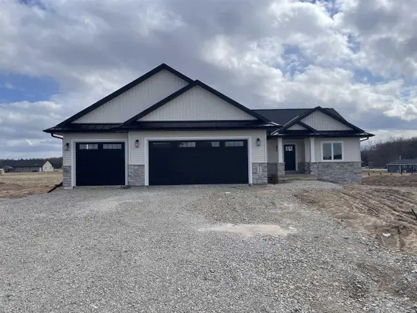 3757 EVELYN ROSE LANE, Suamico, WI 54313