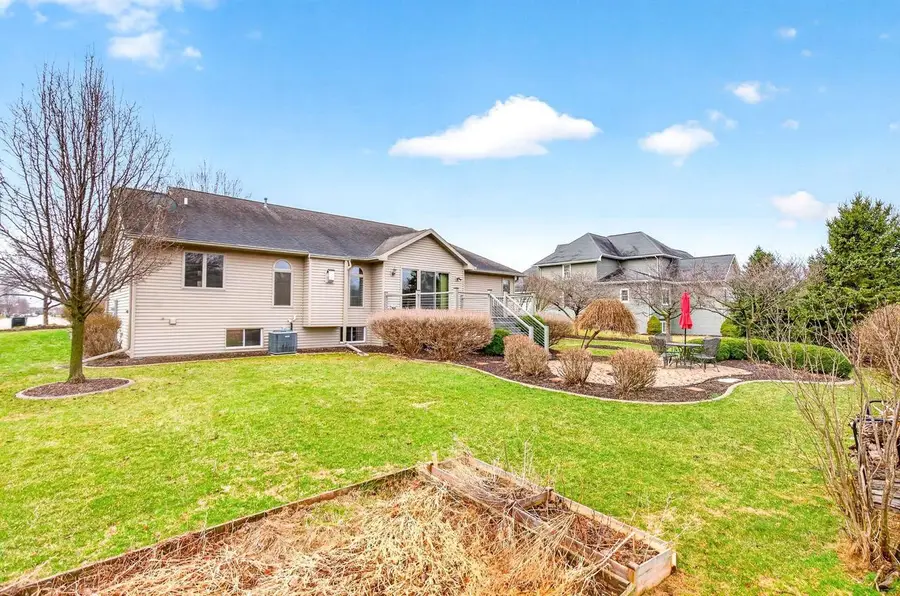 1321 SHOOTING STAR DRIVE, Neenah, WI 54956 - #3