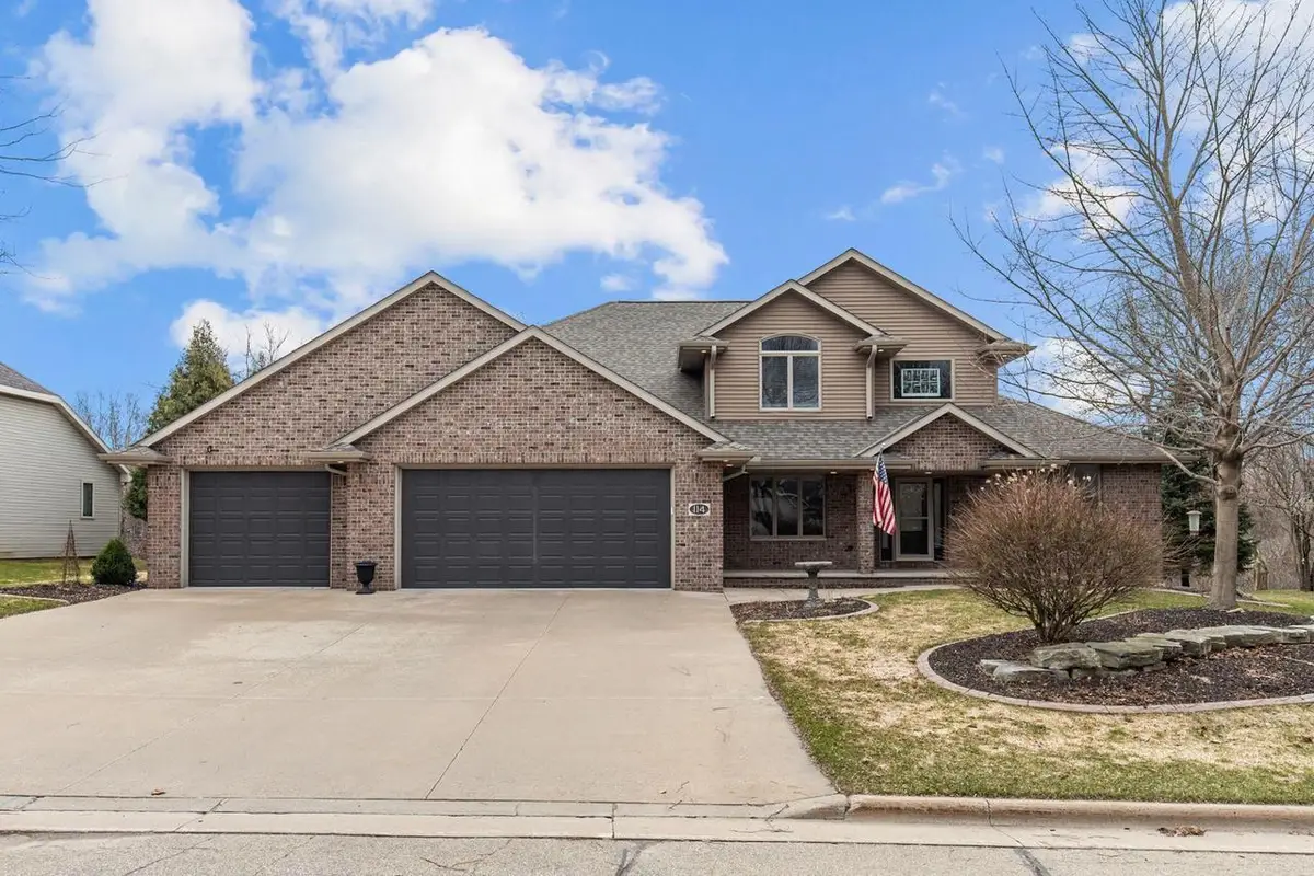114 SHALIMAR COURT, Combined Locks, WI 54113 - #1
