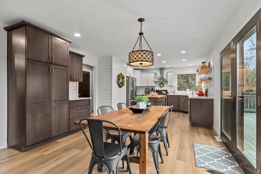 114 SHALIMAR COURT, Combined Locks, WI 54113 - #3