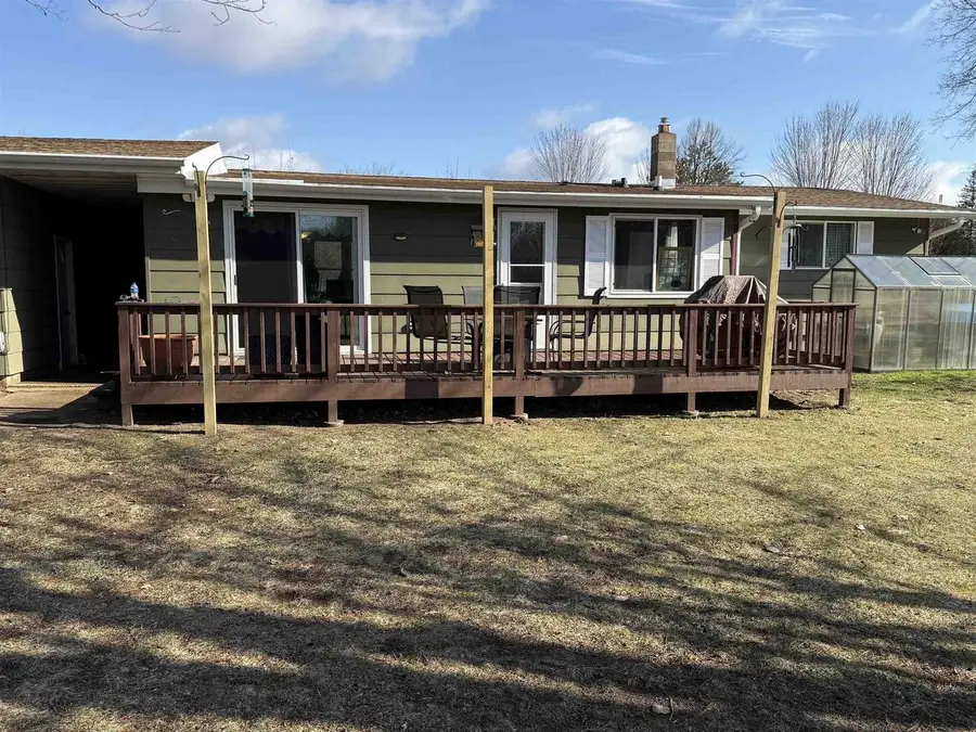 921 SCHABOW STREET, Gresham, WI 54128 - #2