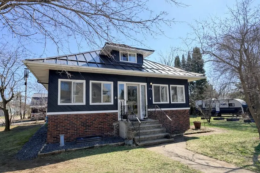 616 NE 3RD STREET, Marion, WI 54950 - #2