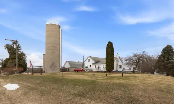 6864 COUNTY RD J, Oconto, WI 54153