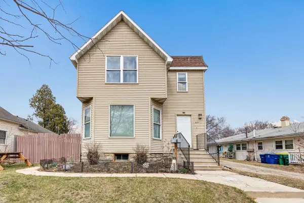 827 N BROADWAY, Green Bay, WI 54303