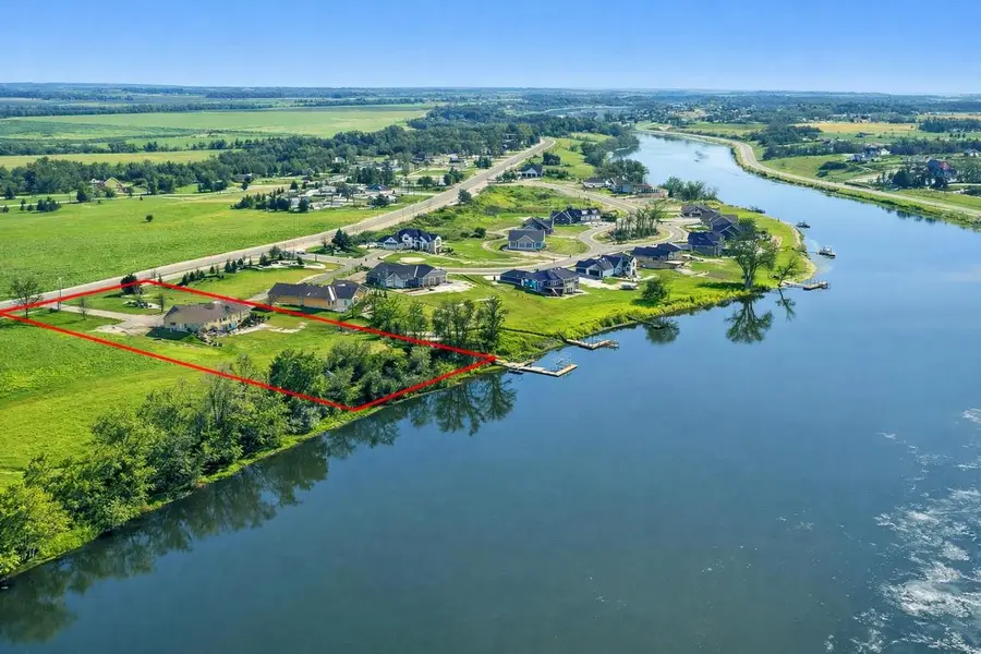 4207 LOST DAUPHIN ROAD, De Pere, WI 54115 - #2