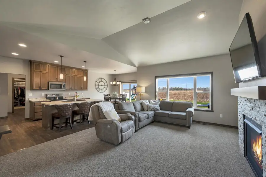 2715 ANDROMEDA DRIVE, De Pere, WI 54115 - #2