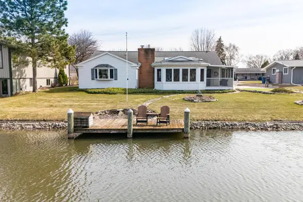918 LEEWARD COURT, Oshkosh, WI 54901