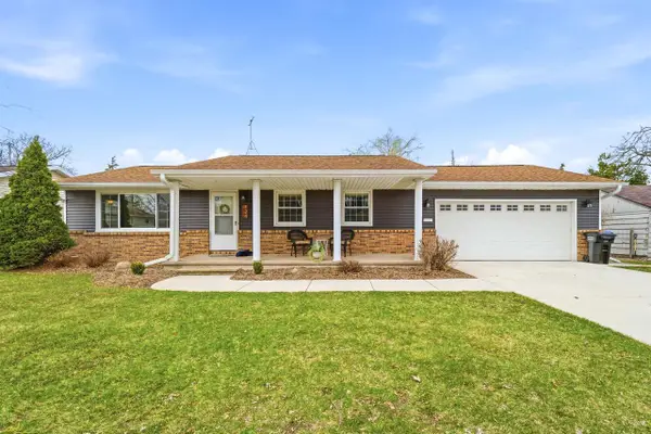 124 RAMLEN COURT, Appleton, WI 54915