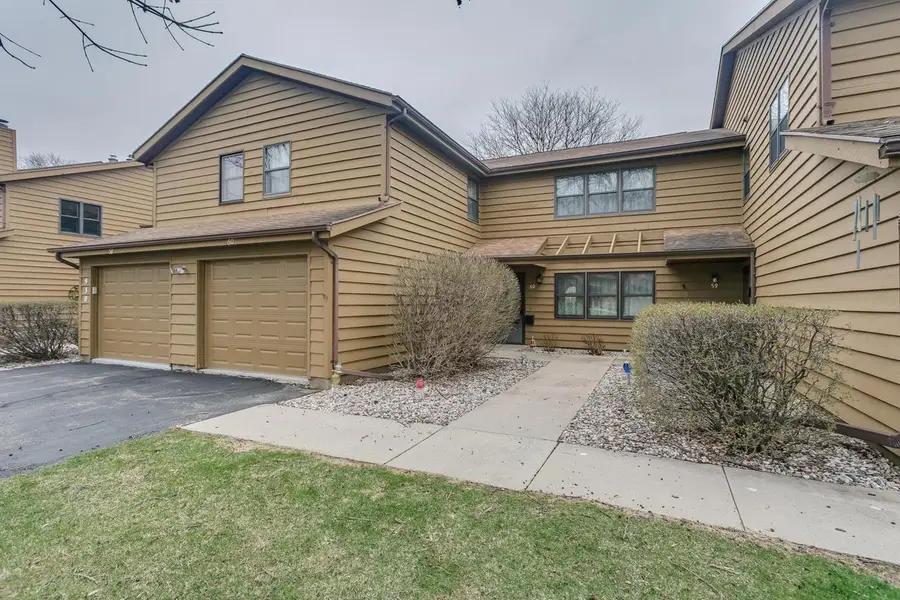 930 MANOR DRIVE  #60, Neenah, WI 54956 - #2