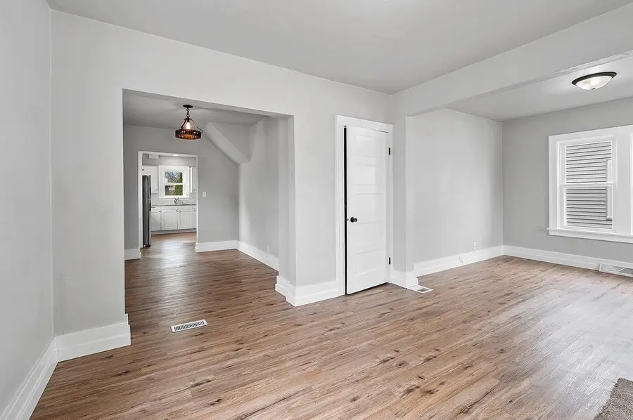 727 E CALUMET STREET, Appleton, WI 54915 - #3