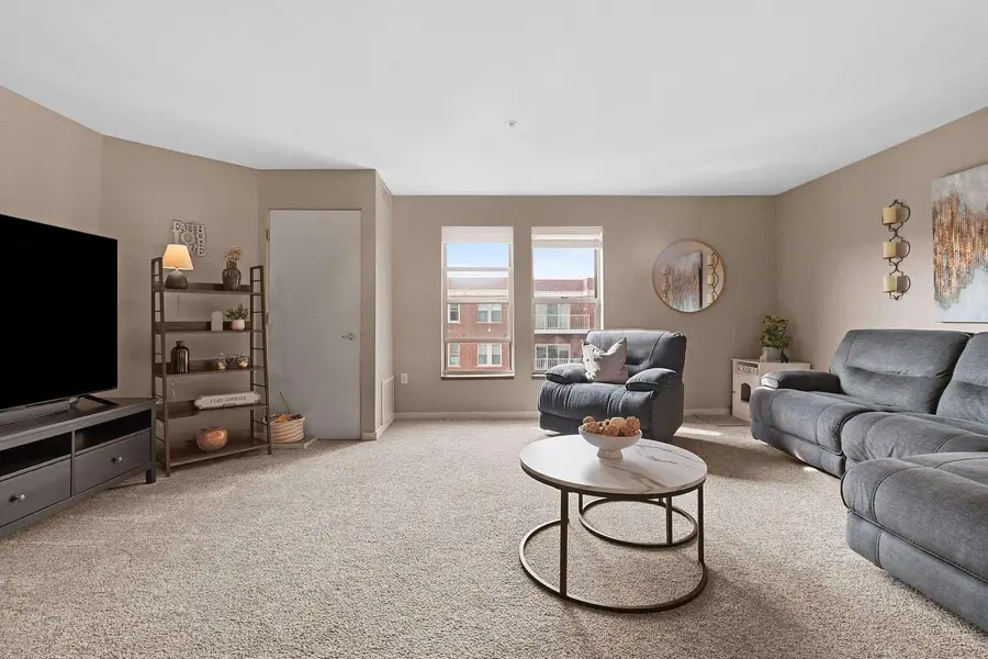 118 S WASHINGTON STREET  #435A, Green Bay, WI 54301 - #2