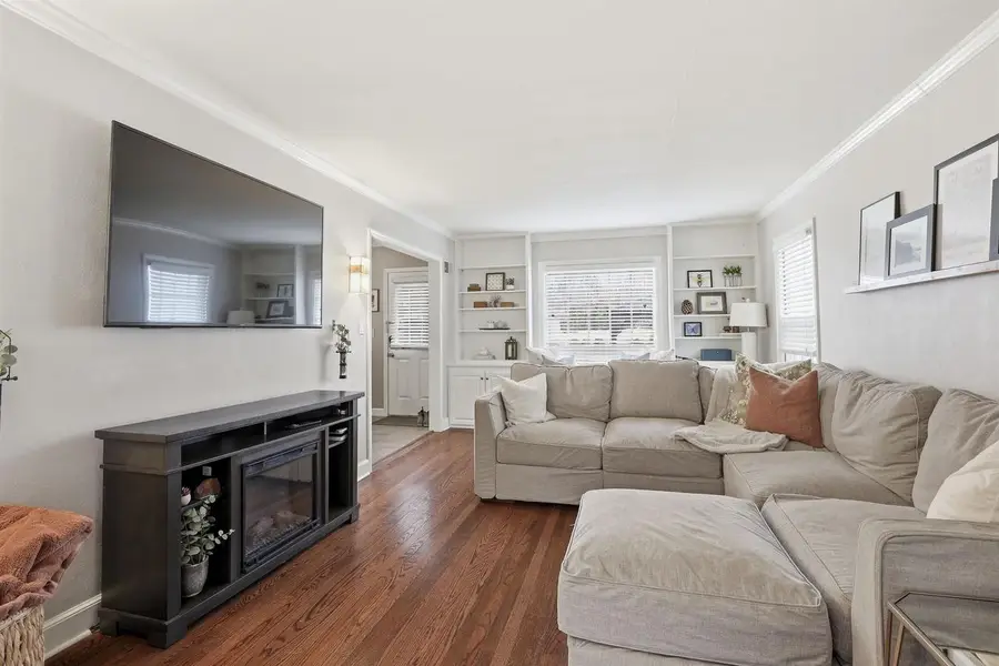 1820 N SUPERIOR STREET, Appleton, WI 54911 - #3