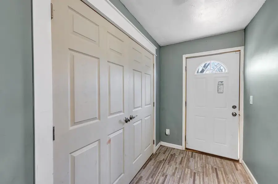 601 E KALB AVENUE, Green Bay, WI 54301 - #2