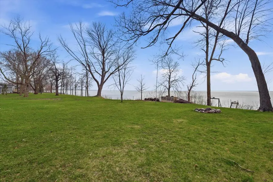 N2013 ELMWOOD, Chilton, WI 53014 - #3