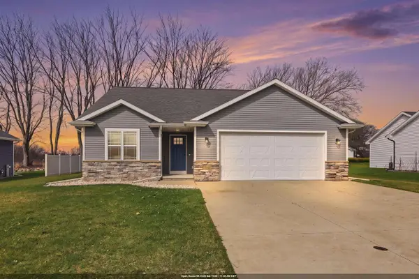 1146 LORI DRIVE, Neenah, WI 54956