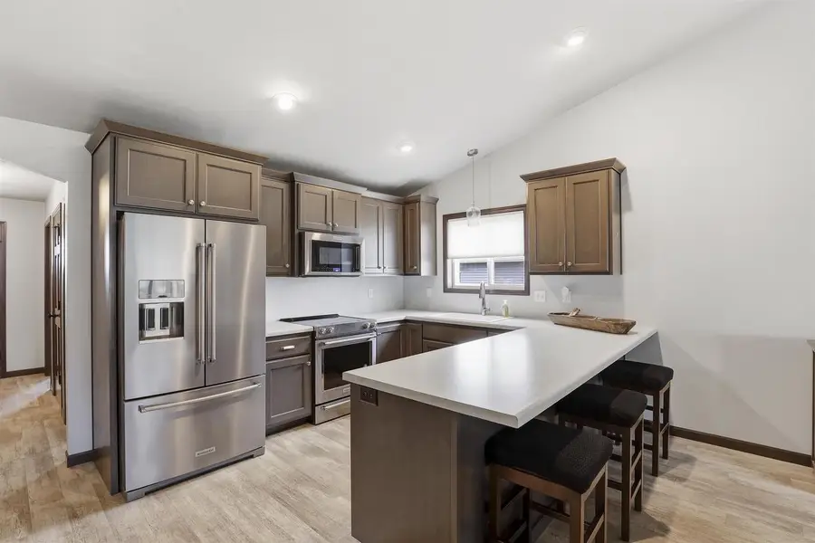 1146 LORI DRIVE, Neenah, WI 54956 - #3