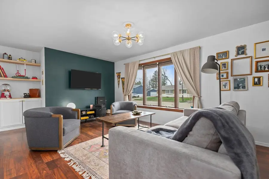 2613 S FOUNTAIN AVENUE, Appleton, WI 54915 - #2