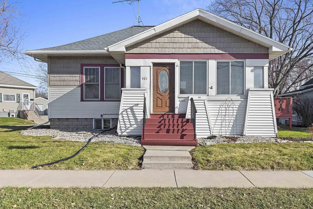 421 AHNAIP STREET, Menasha, WI 54952 - #1