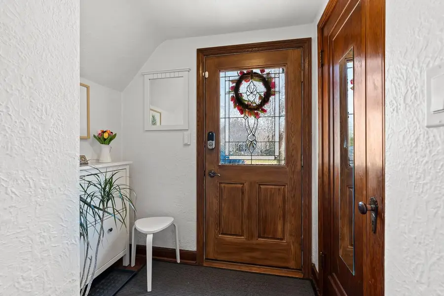 1729 N HARRIMAN STREET, Appleton, WI 54911 - #3