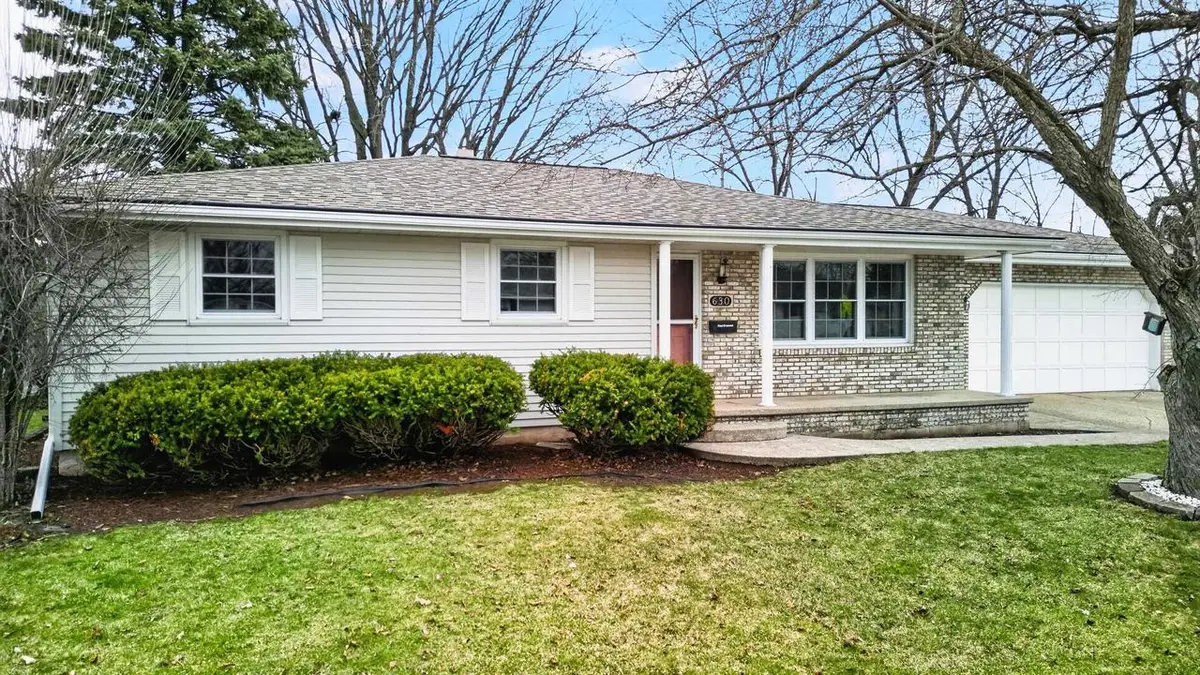 630 S CLARA STREET, Appleton, WI 54915 - #1