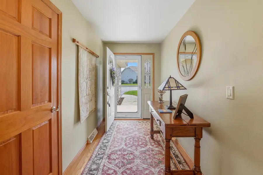 35 YORKSHIRE DRIVE, Fond Du Lac, WI 54935 - #2