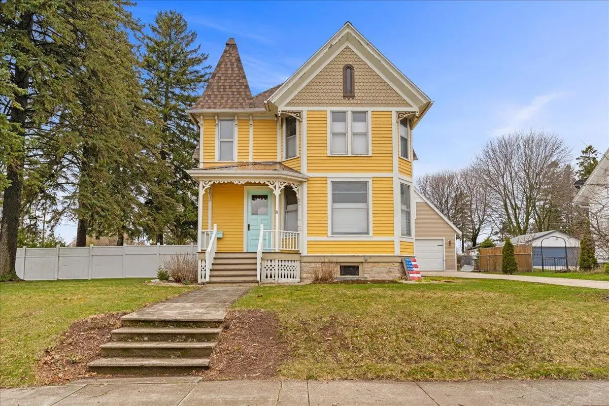 1301 DODGE STREET, Kewaunee, WI 54216 - #1