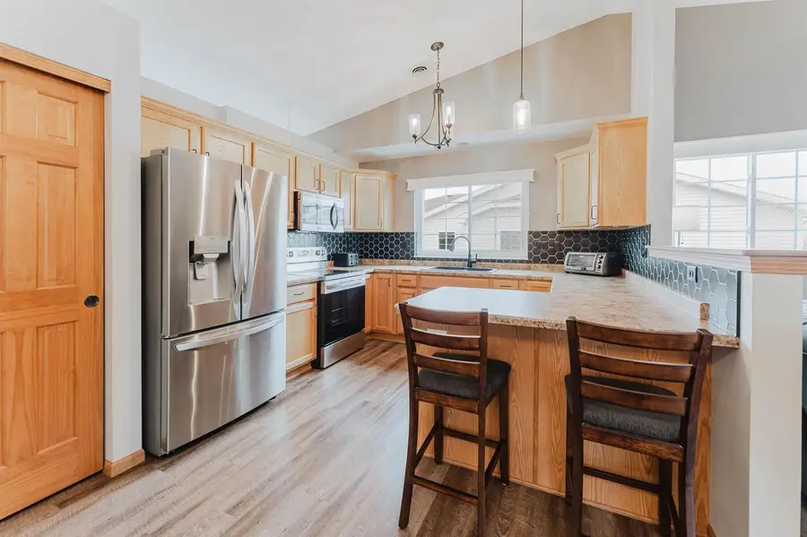 3140 WHITE TAIL LANE  #D, Oshkosh, WI 54904 - #3