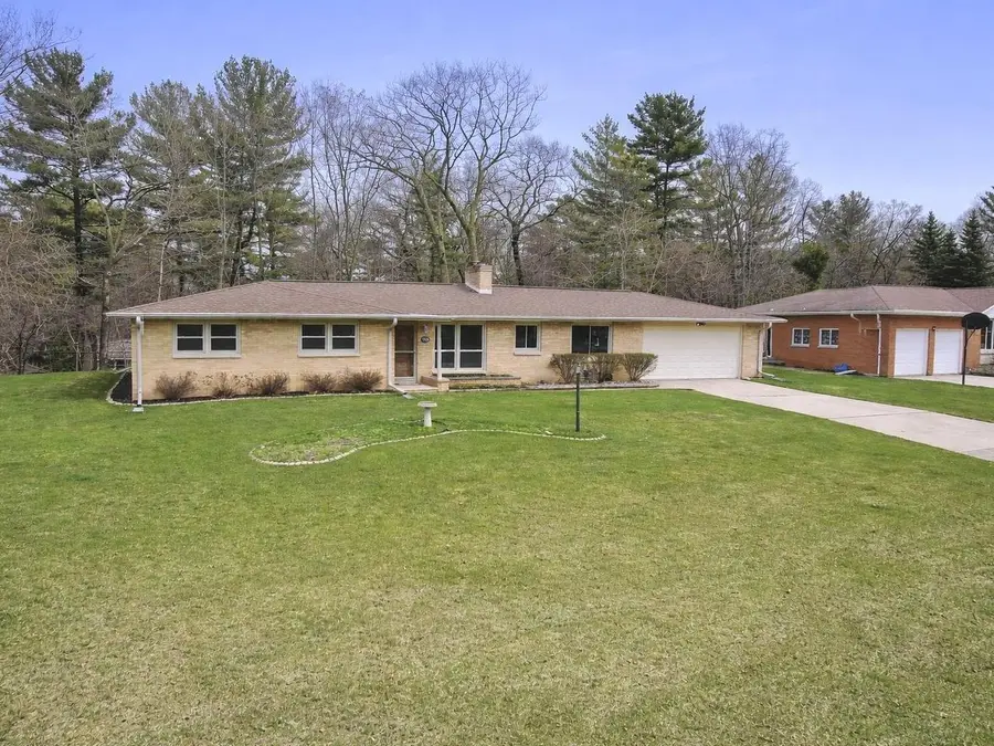 716 MT MARY DRIVE, Green Bay, WI 54311 - #2