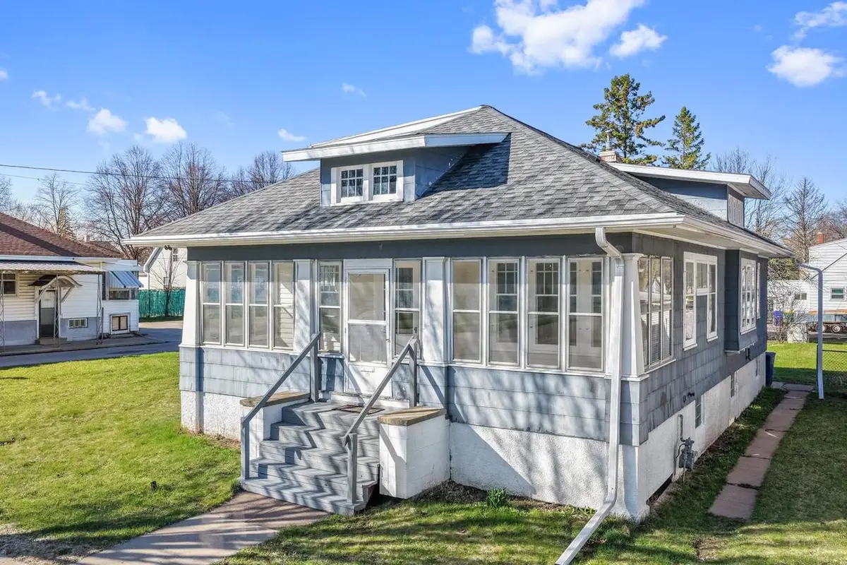 802 9TH STREET, Green Bay, WI 54304 - #1