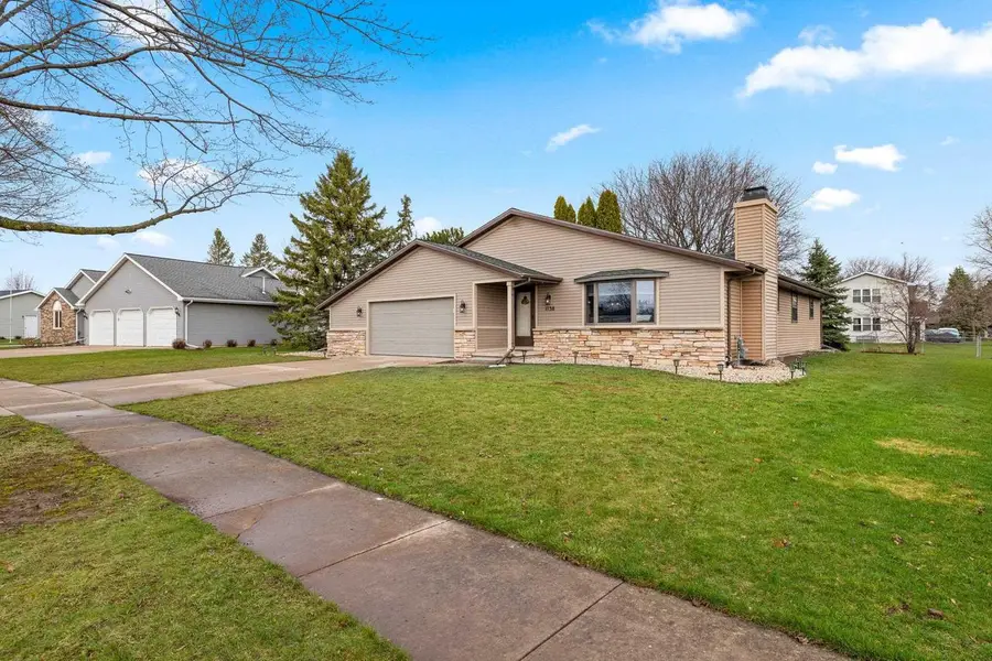 1138 TRAILWOOD DRIVE, De Pere, WI 54115 - #2