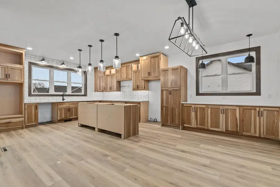 N9259 ANTON STREET, Appleton, WI 54915 - #2